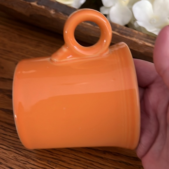 Fiesta HLC USA RETIRED TANGERINE 10 ounce coffee mugs with key hole handle - Picture 8 of 8